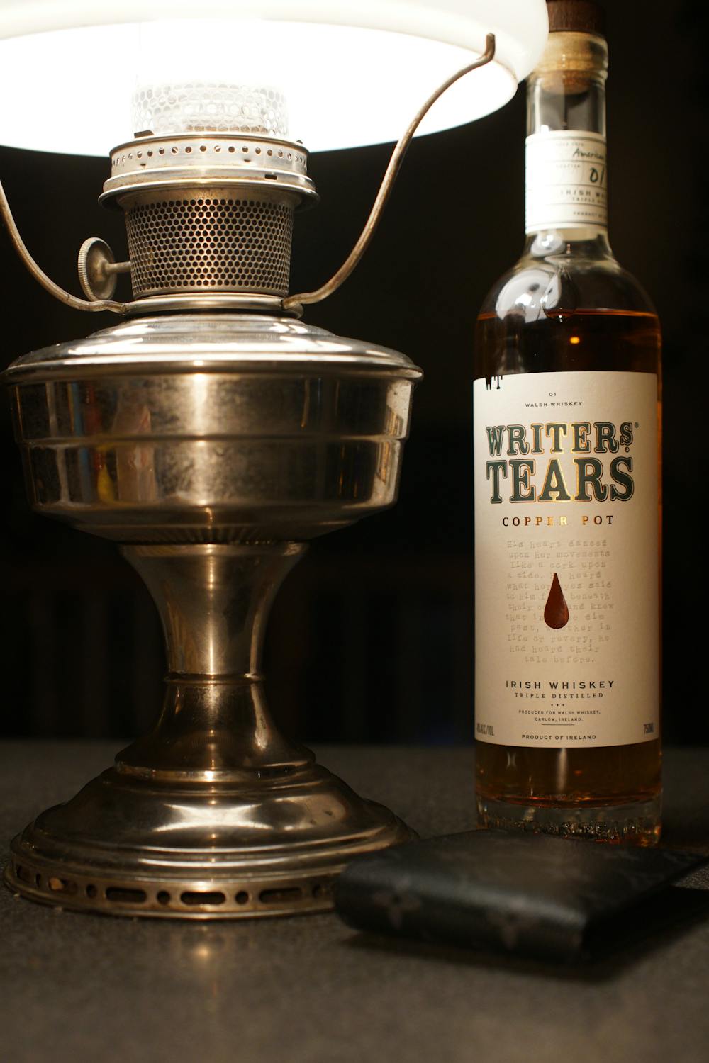 Apple Akuisisi DarwinAI: Mengapa Ini Adalah Langkah Krusial dalam Perang AI dan Masa Depan Manufaktur