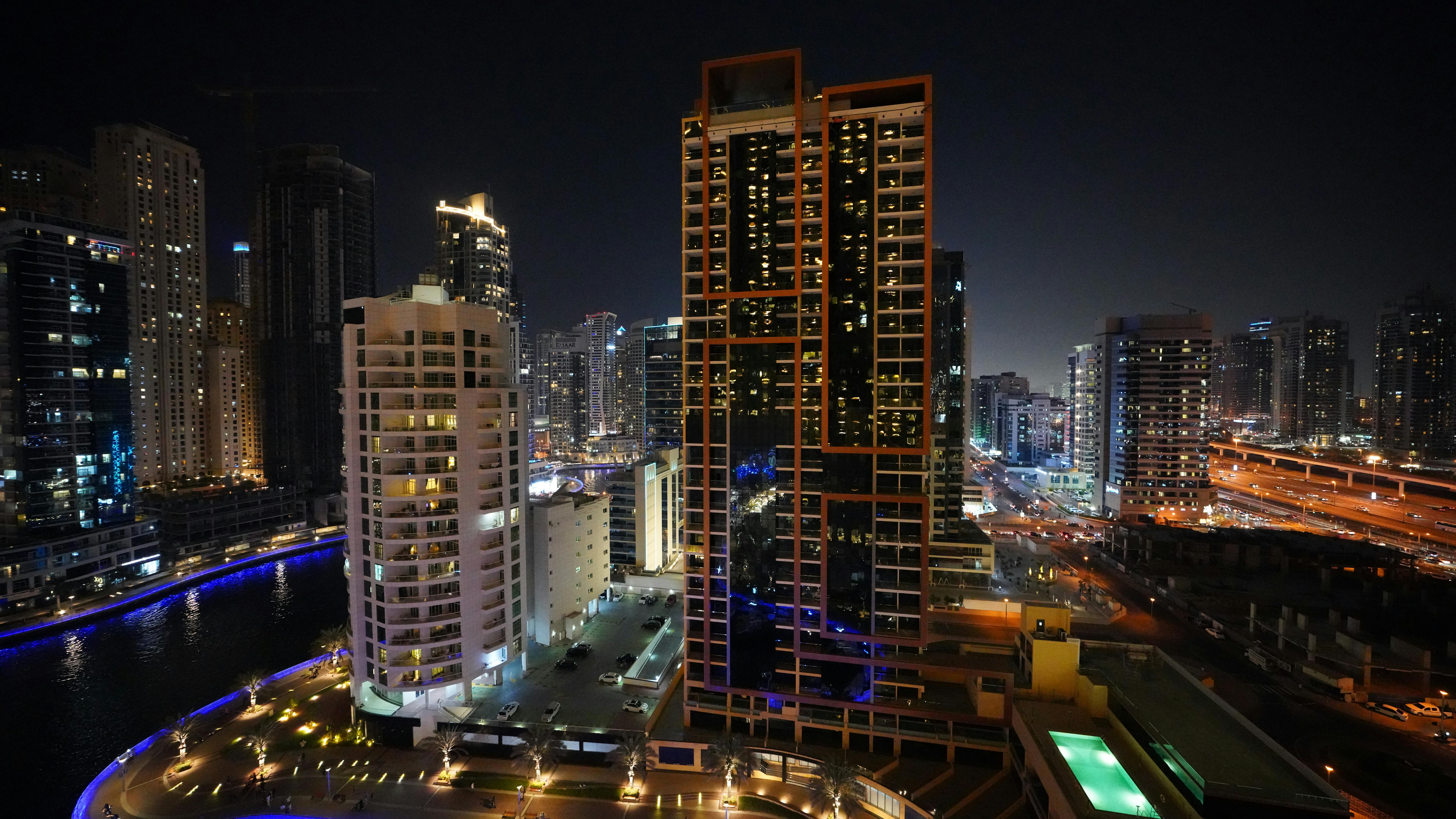 Bitcoin Ambles, Bukan Melonjak: Filing SEC Baru Picu Kekhawatiran Penundaan ETF, Pasar Kripto Bergejolak!