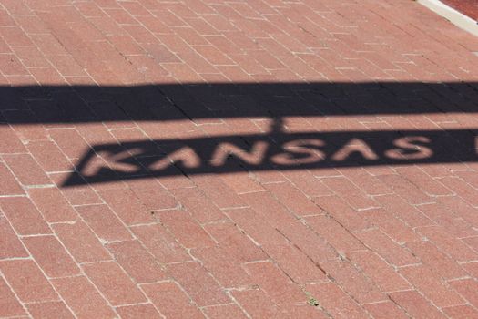 Kansas di Persimpangan Jalan: Apa Arti Dukungan Tokoh Republik untuk Calon Demokrat?