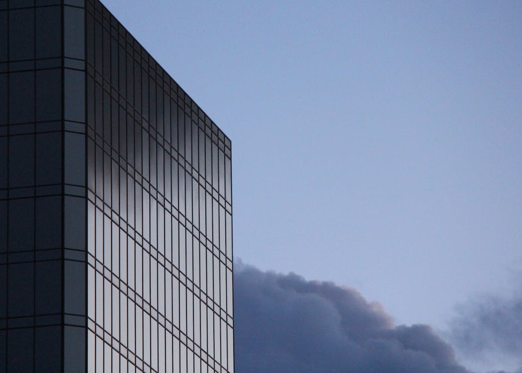 Reformasi Polri: Jimly Asshiddiqie Ungkap Peran Krusial Putusan MK – Titik Balik Akuntabilitas?