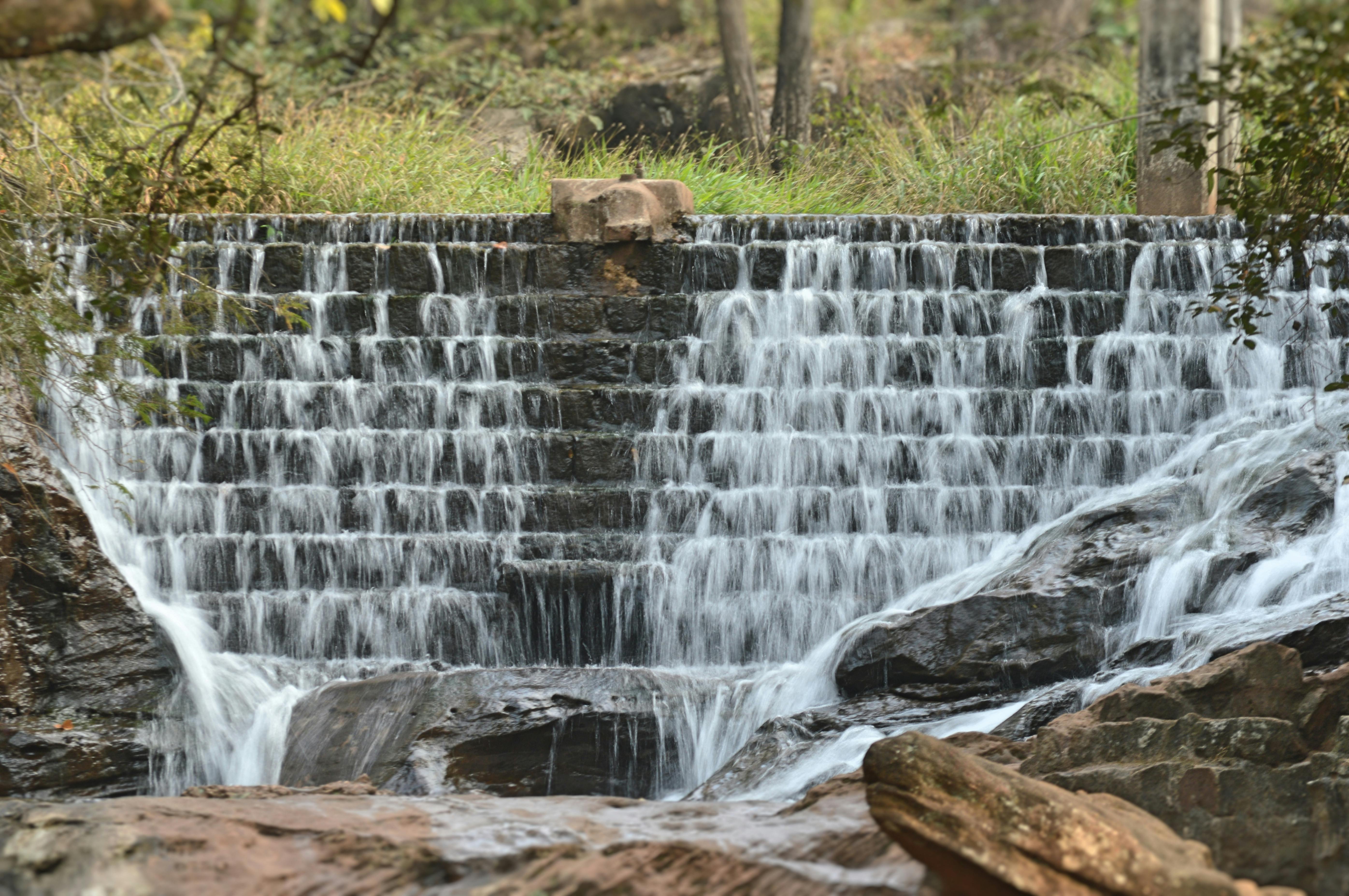EU Gebrak Meja! Apple Didenda Rp 31 Triliun, Masa Depan App Store Di Ujung Tanduk?
