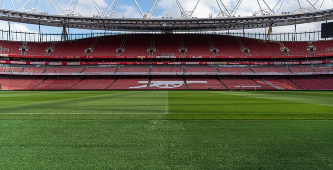 Dampak Megakontrak Vinicius Junior di Arsenal: Pergeseran Kekuatan atau Beban Finansial?