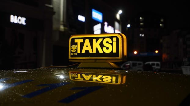 Robotaxi Panggil 911: Revolusi Keselamatan atau Tantangan Baru Darurat Otonom?