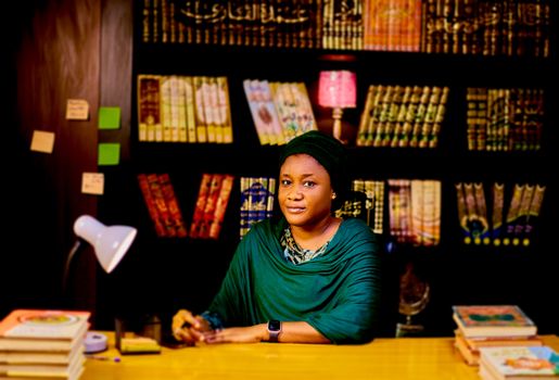 Di Balik Duka Kemi Adeosun: Merefleksikan Dampak Pribadi dan Persepsi Publik