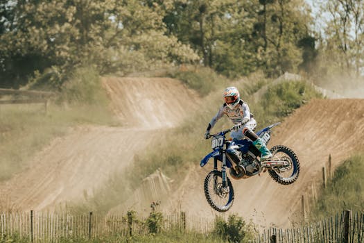 Yamaha's Next Gear: Dean Burnett Mengambil Kemudi untuk Mendominasi Dunia Motorsports