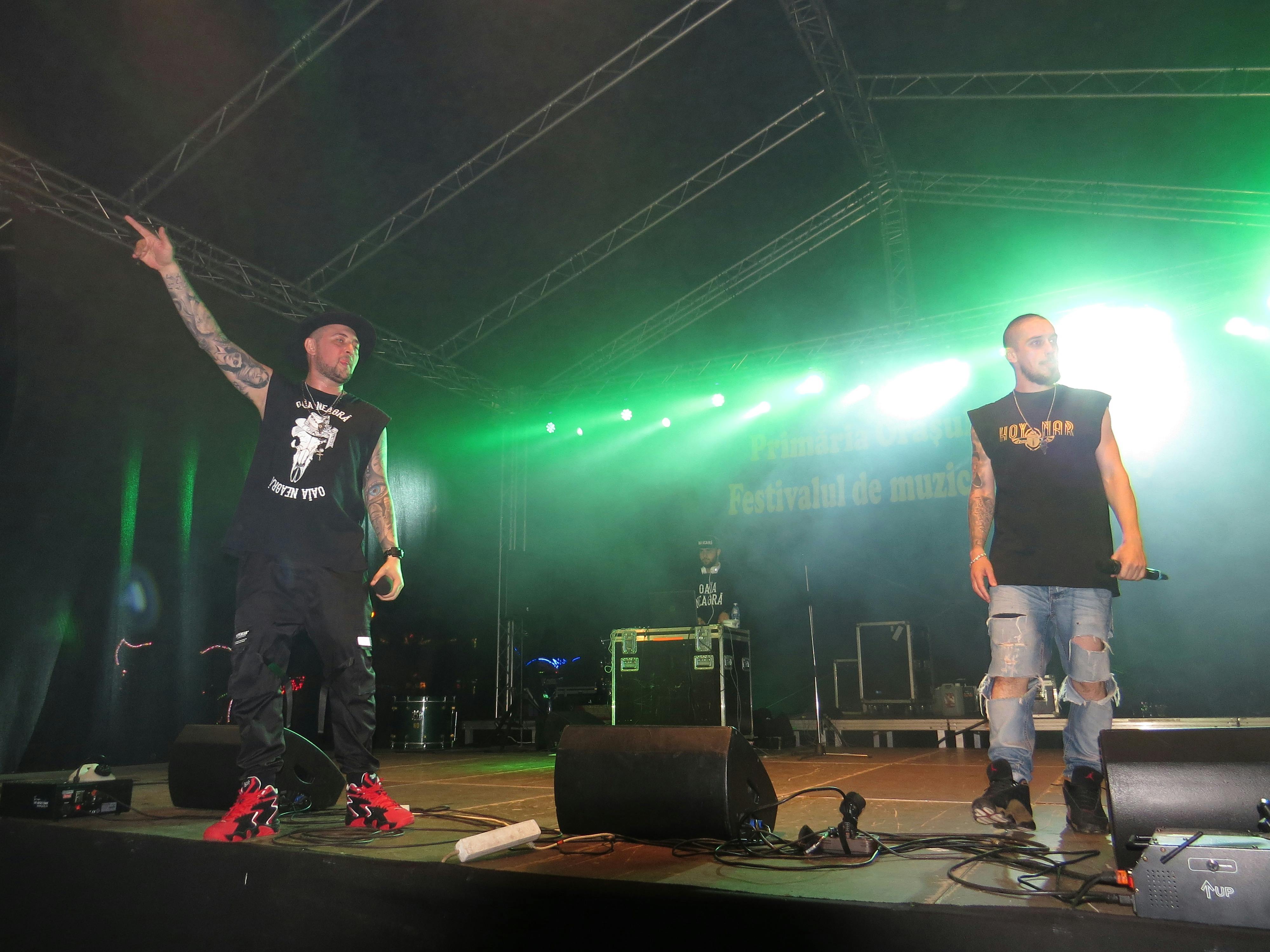 Wamenag Buka Suara: Viral Pendakwah Cium Anak Perempuan – Mengapa Perlindungan Anak Harus Jadi Fatwa?