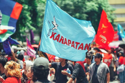 Perpecahan Internal Demokrat: Ancaman Elektoral atau Peluang Reformasi Politik AS?