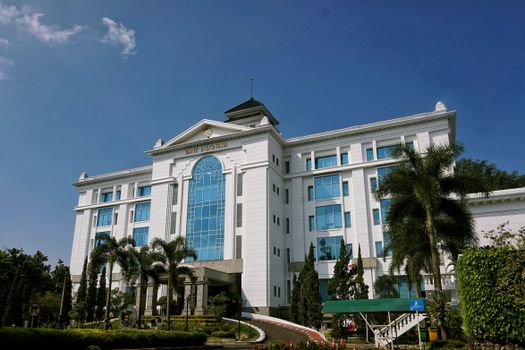 Kontroversi Pembayaran $570 ke Jaksa Agung: Mengapa Angka Kecil Ini Mengguncang Kepercayaan Publik?