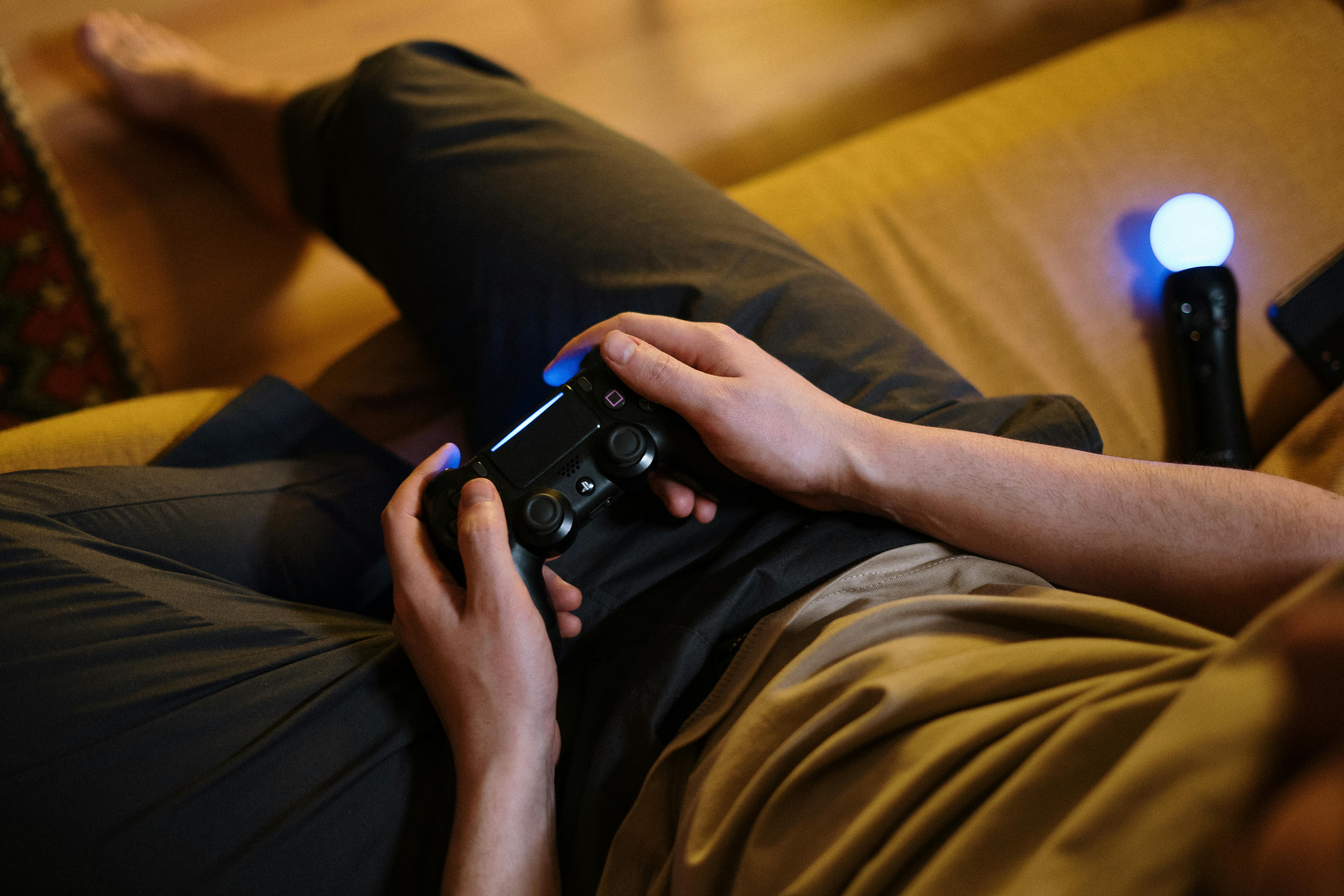 Destiny 2: Antara Cinta dan Frustrasi – Mengapa Game Live Service Modern Makin Sulit Dinikmati?