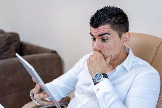 Lebih dari Sekadar Angka: Mengapa Penolakan Tawaran Xhaka oleh Sunderland Mengguncang Pasar Transfer?