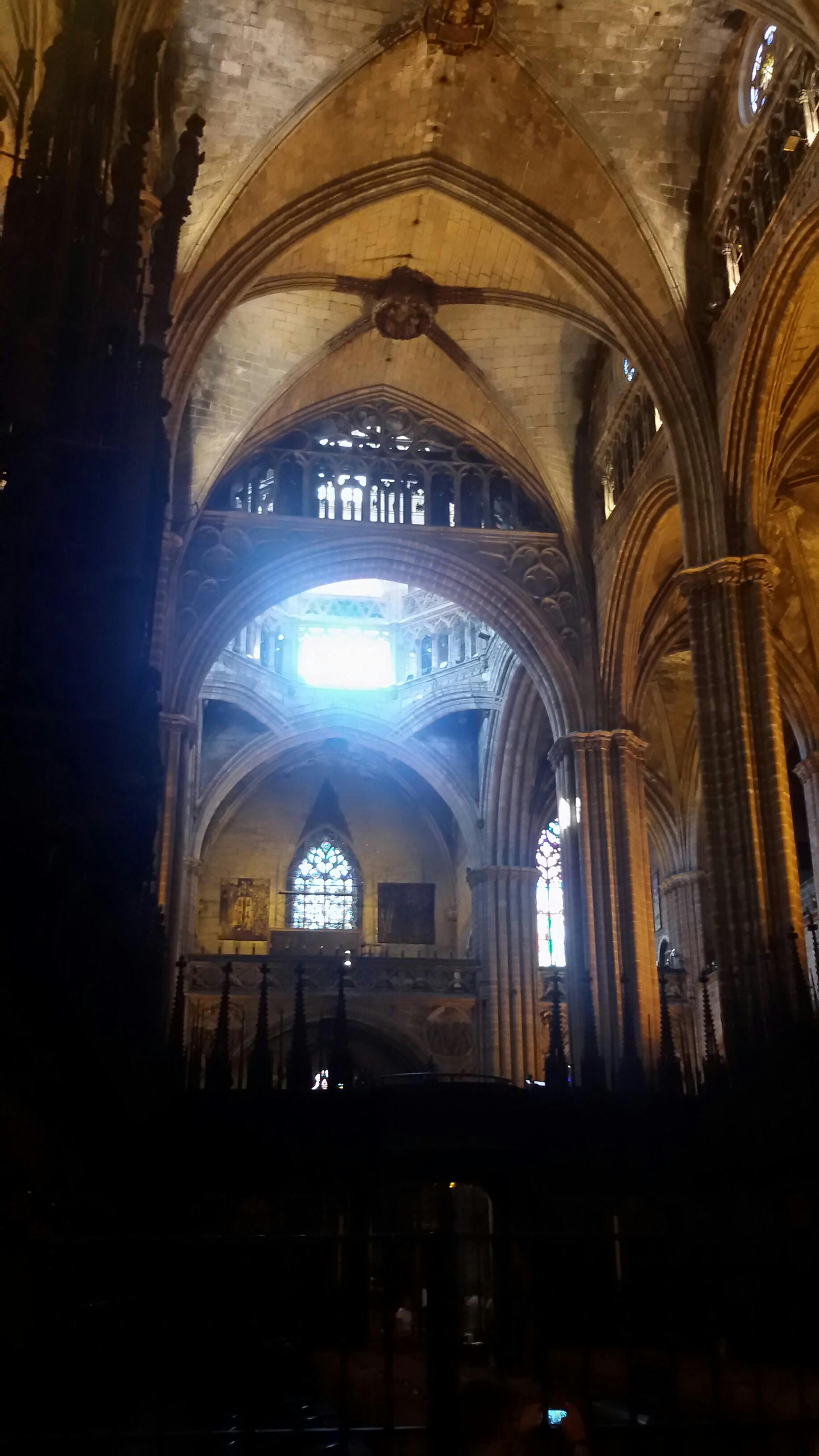 iPhone Akan Punya "Sinyal Dewa"? Apple Siapkan Fitur Satelit Ambitius untuk 2026!