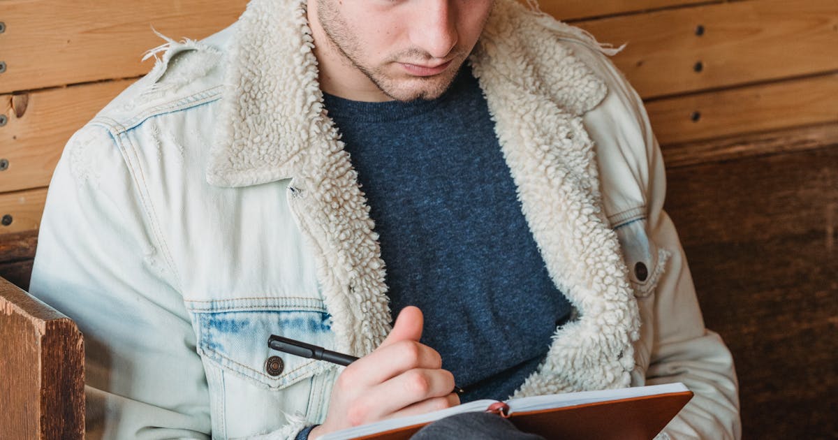 Marsinah Pahlawan Nasional: Mengapa Usulan Fadli Zon Penting dan Menggugah Semangat Perjuangan?