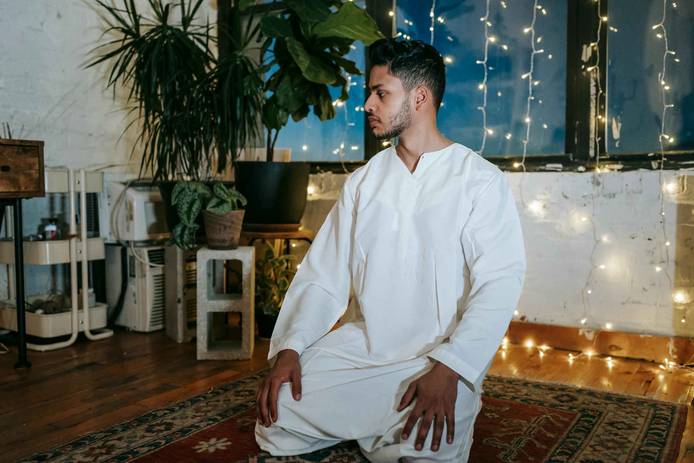 Bukan Sekadar Tren! AI Mengubah Total Sektor Keuangan & Kesehatan: Apa yang Perlu Anda Tahu?