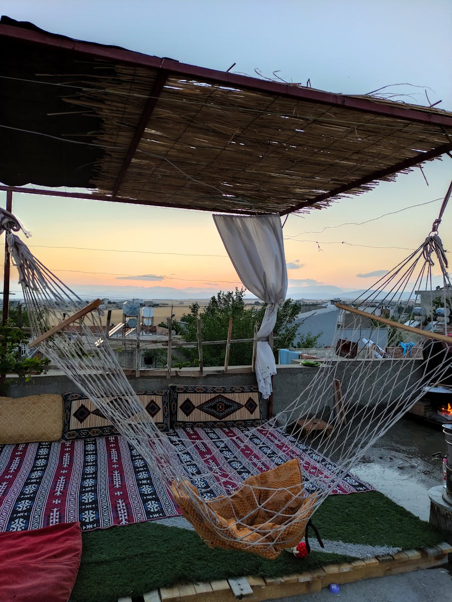 Game Online dan Kekerasan di Sekolah: Benarkah Pembatasan adalah Solusi Utama? Mengupas Tuntas Isu Krusial Ini!