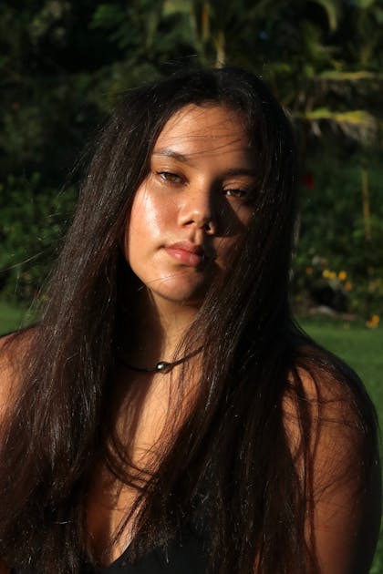 iBook Kembali, Mac Murah Bertenaga AI, dan Komet Belanja: Masa Depan Teknologi yang Mengguncang!