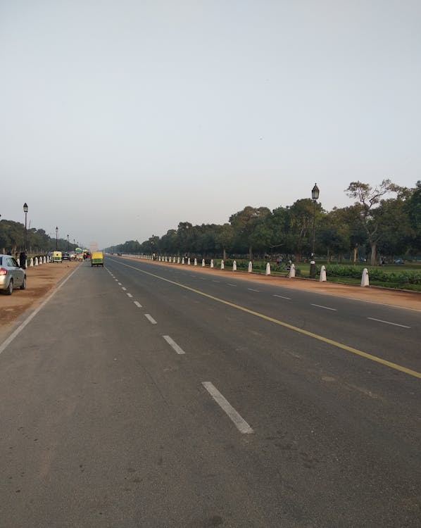 Menguak Misteri Pengisian Nirkabel Tesla: Daftar Harapan Hardware dan Software yang Wajib Diwujudkan!