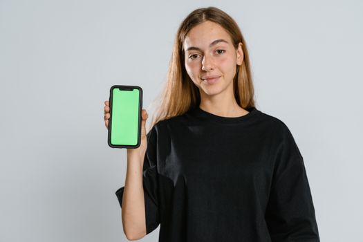 Strategi 'Gratis' iPhone T-Mobile: Siapa yang Paling Untung dan Apa Dampaknya pada Konsumen Serta Kompetisi Pasar?