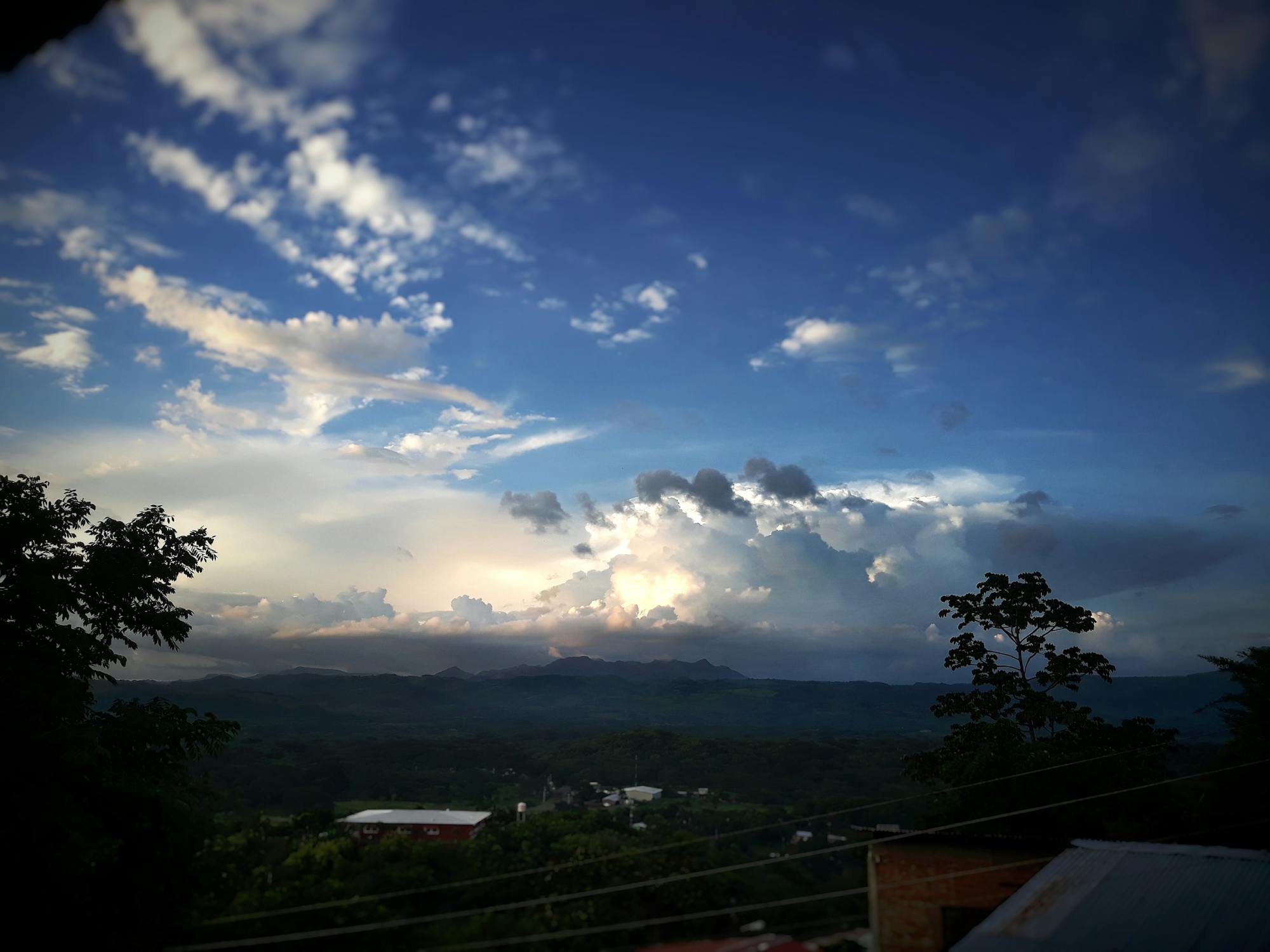 Masa Depan di Tangan Anda: Hadiah Smart Home Paling Praktis dan Revolusioner untuk Tahun 2025